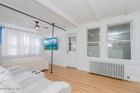 365 Lake Avenue Oakhurst NJ 07755