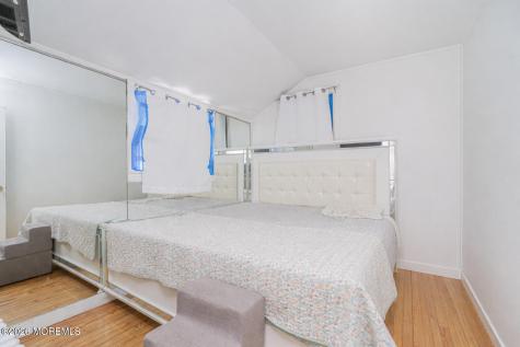 365 Lake Avenue Oakhurst NJ 07755