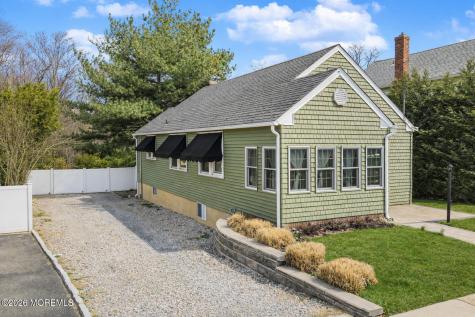 365 Lake Avenue Oakhurst NJ 07755
