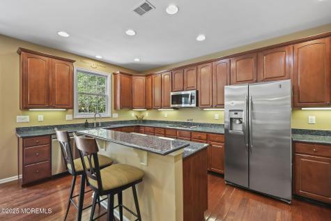 7 Trumbull Court Jackson NJ 08527