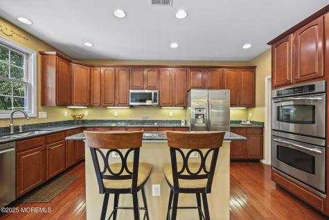 7 Trumbull Court Jackson NJ 08527