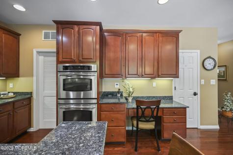 7 Trumbull Court Jackson NJ 08527