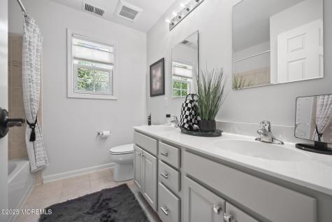 7 Trumbull Court Jackson NJ 08527