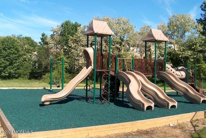 212 Piper's Landing Court Holmdel NJ 07733