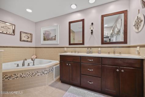 6 Robbie Court Morganville NJ 07751