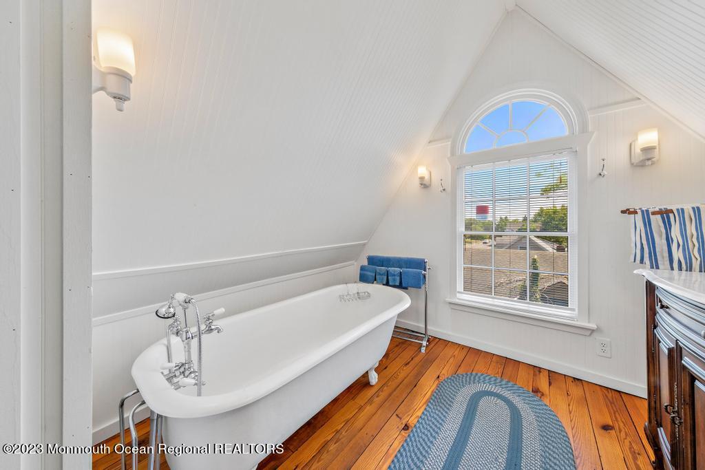 388 S Green Street Tuckerton NJ 08087