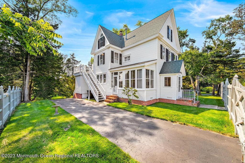 388 S Green Street Tuckerton NJ 08087