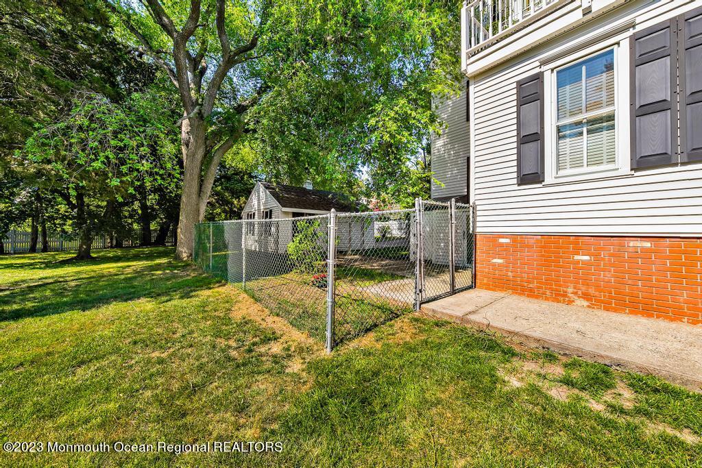 388 S Green Street Tuckerton NJ 08087