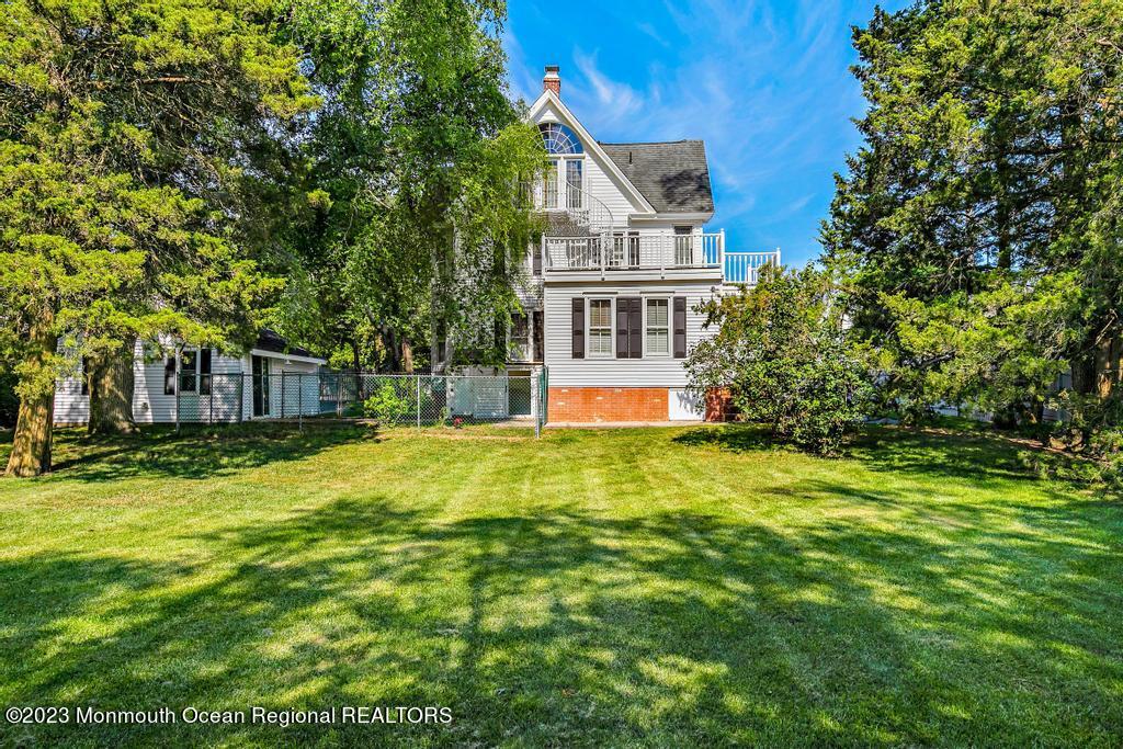 388 S Green Street Tuckerton NJ 08087