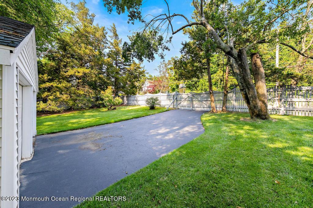 388 S Green Street Tuckerton NJ 08087