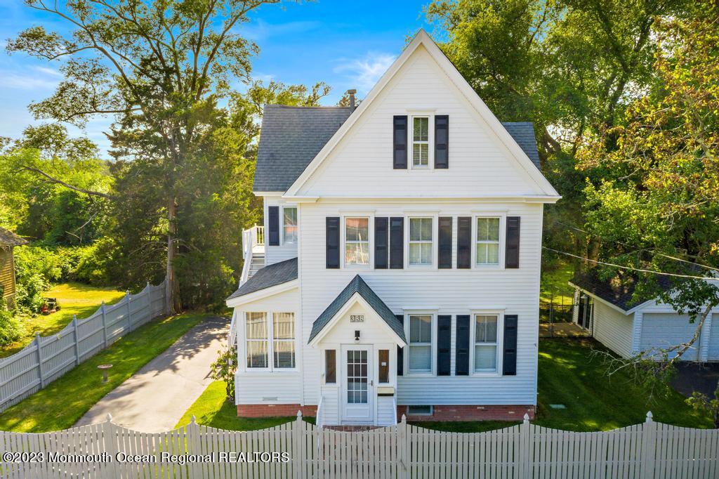 388 S Green Street Tuckerton NJ 08087