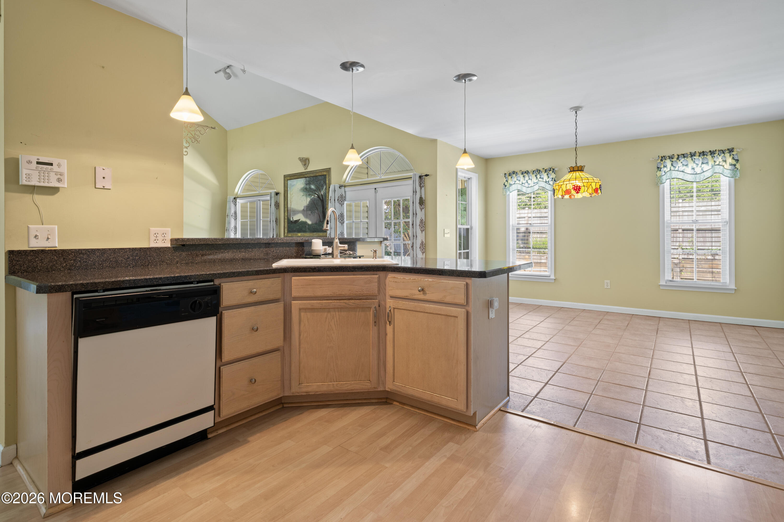 994 Treasure Avenue Manahawkin NJ 08050