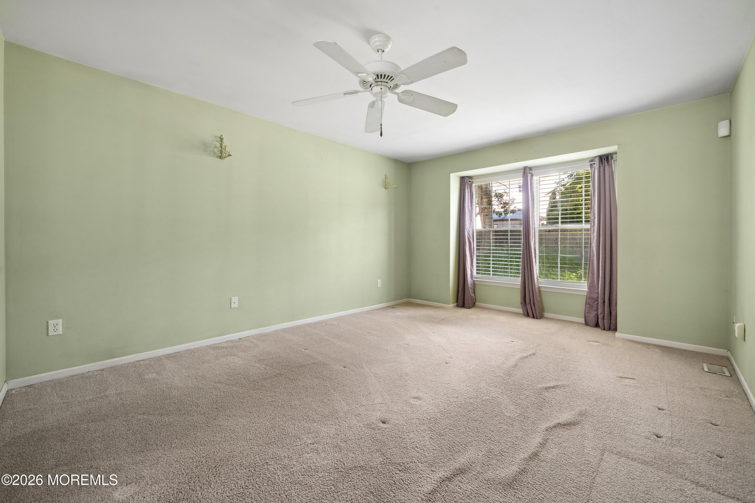 994 Treasure Avenue Manahawkin NJ 08050