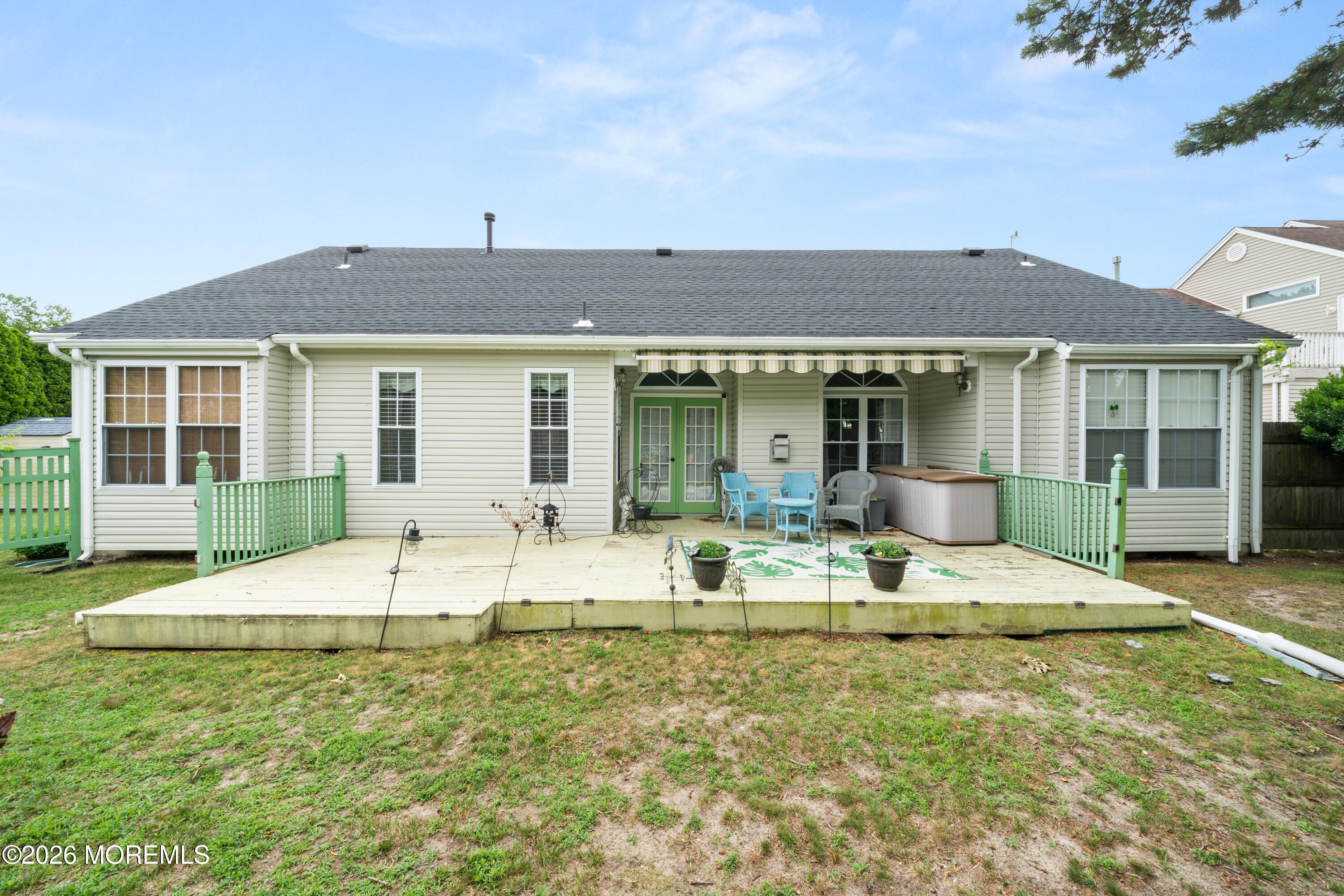 994 Treasure Avenue Manahawkin NJ 08050