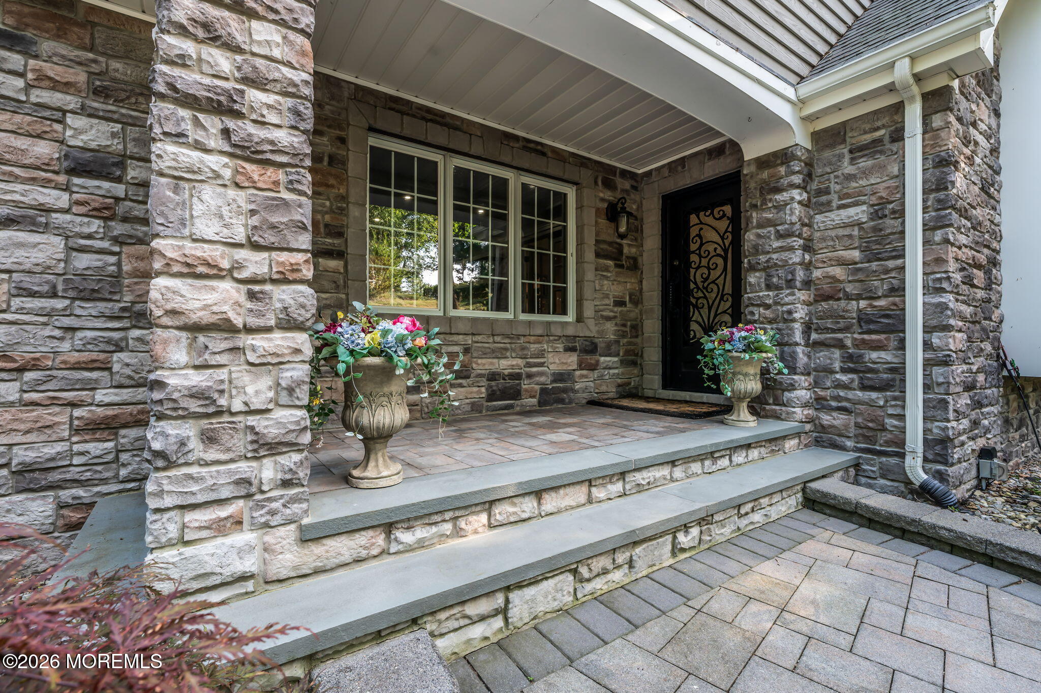 6 Forest Park Court Holmdel NJ 07733
