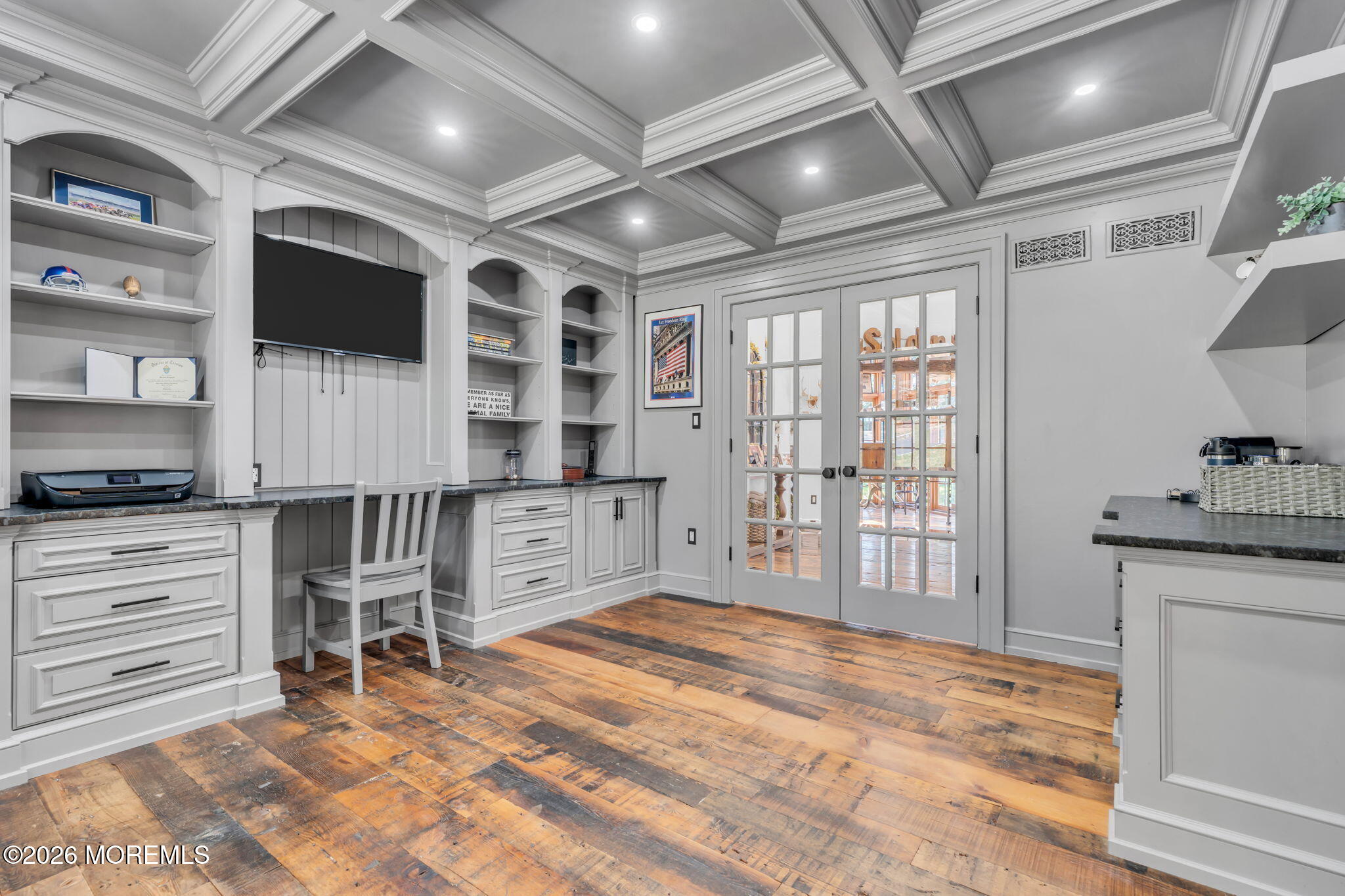 6 Forest Park Court Holmdel NJ 07733