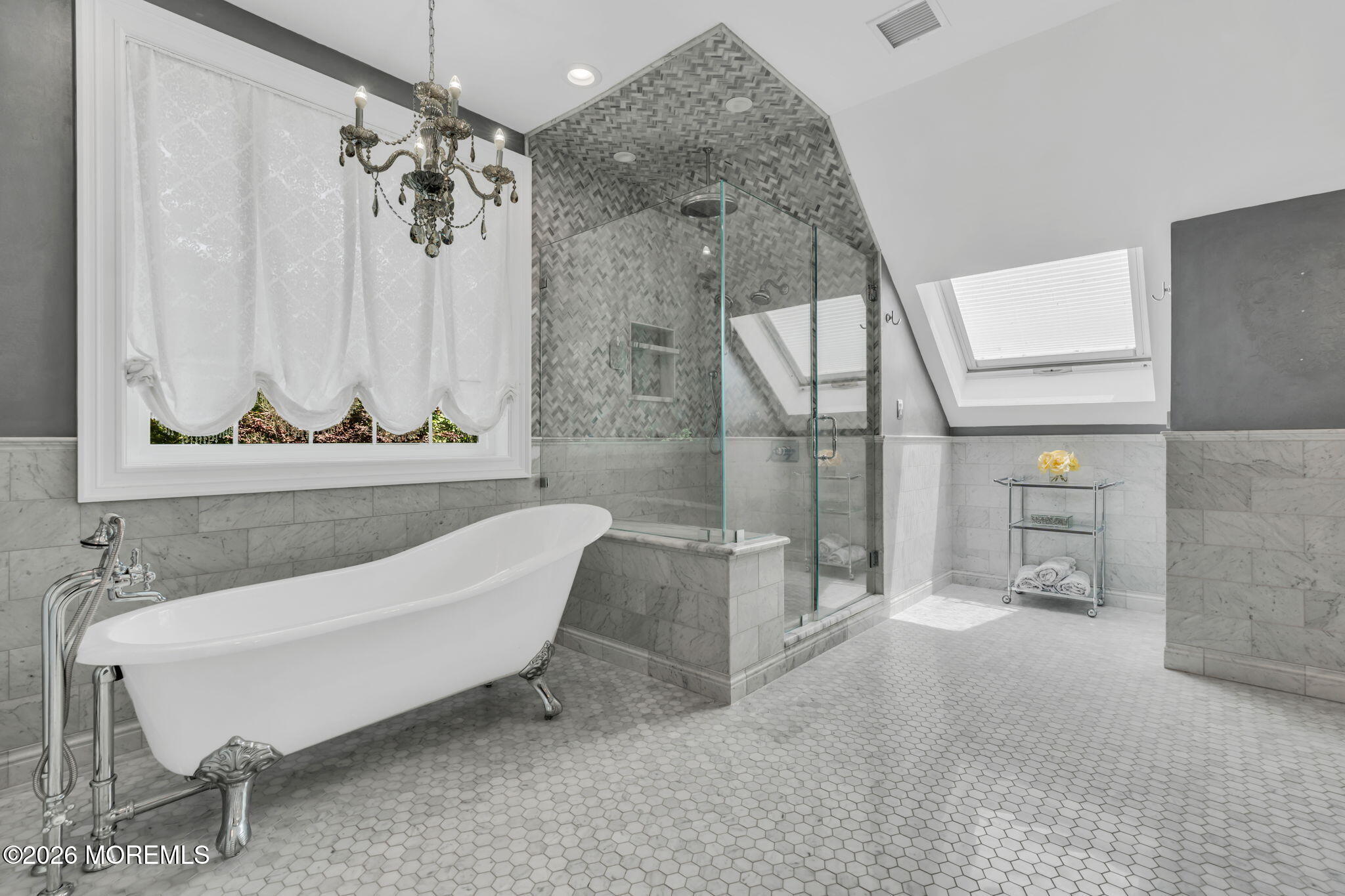 6 Forest Park Court Holmdel NJ 07733