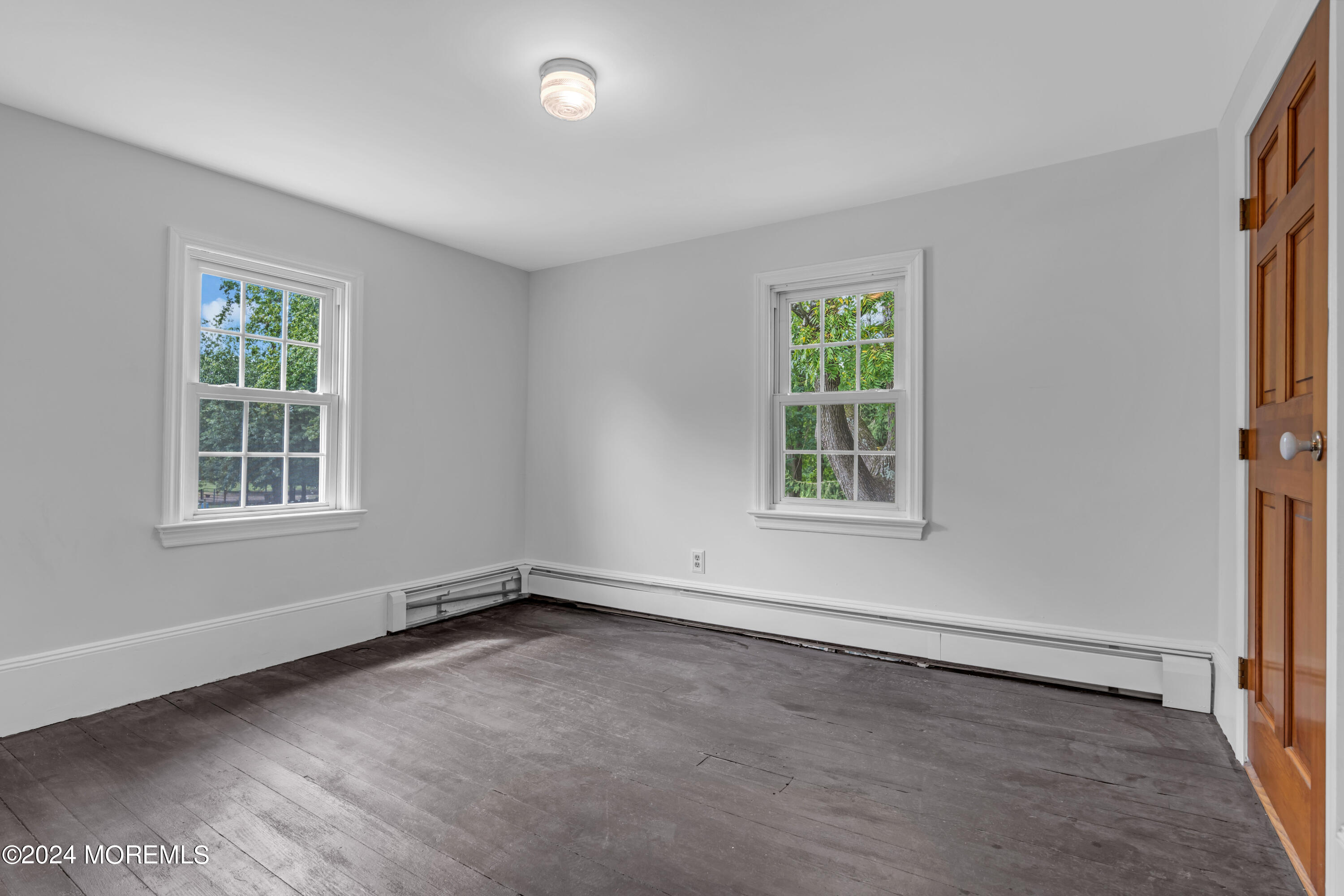 14 Maxim Road Howell NJ 07731