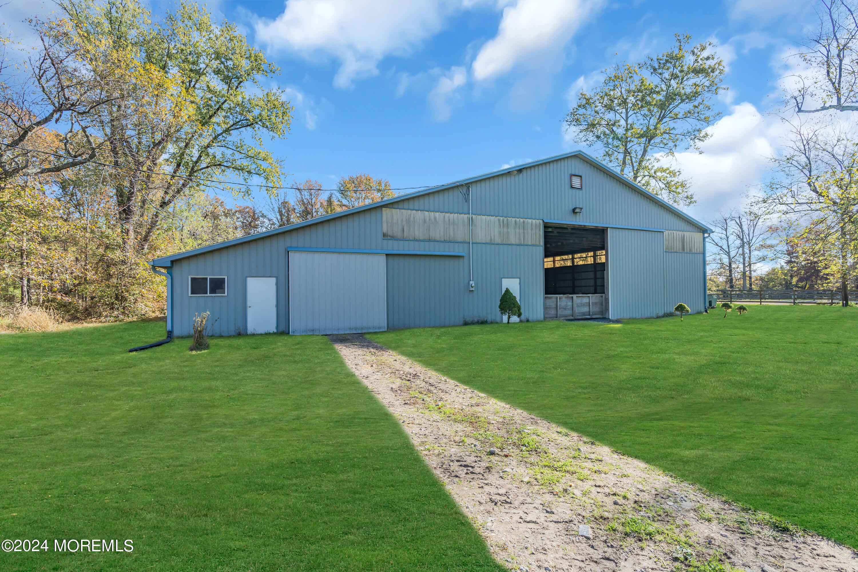 14 Maxim Road Howell NJ 07731