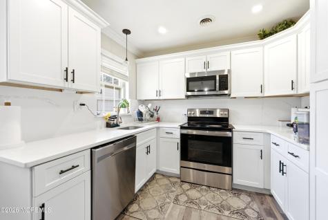 16B Cambridge Circle Manchester NJ 08759