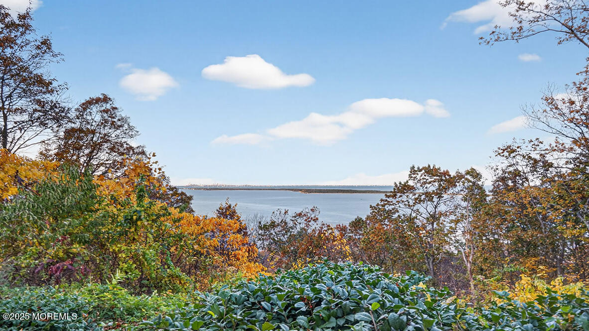 10 E Garfield Avenue Atlantic Highlands NJ 07716