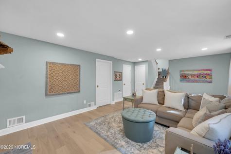 939 Canton Drive Toms River NJ 08753