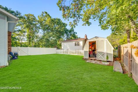 939 Canton Drive Toms River NJ 08753