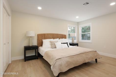 1 Dawn Way Toms River NJ 08757