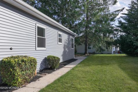1 Dawn Way Toms River NJ 08757
