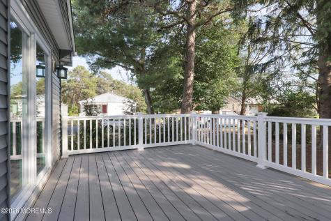 1 Dawn Way Toms River NJ 08757