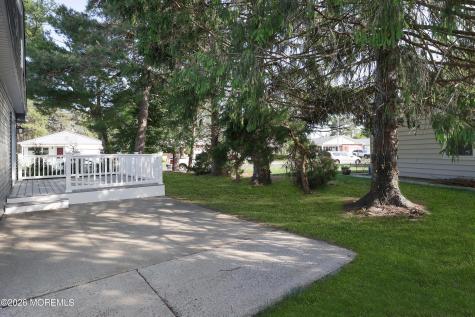 1 Dawn Way Toms River NJ 08757