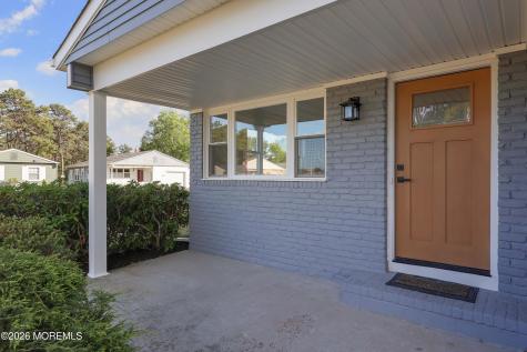 1 Dawn Way Toms River NJ 08757