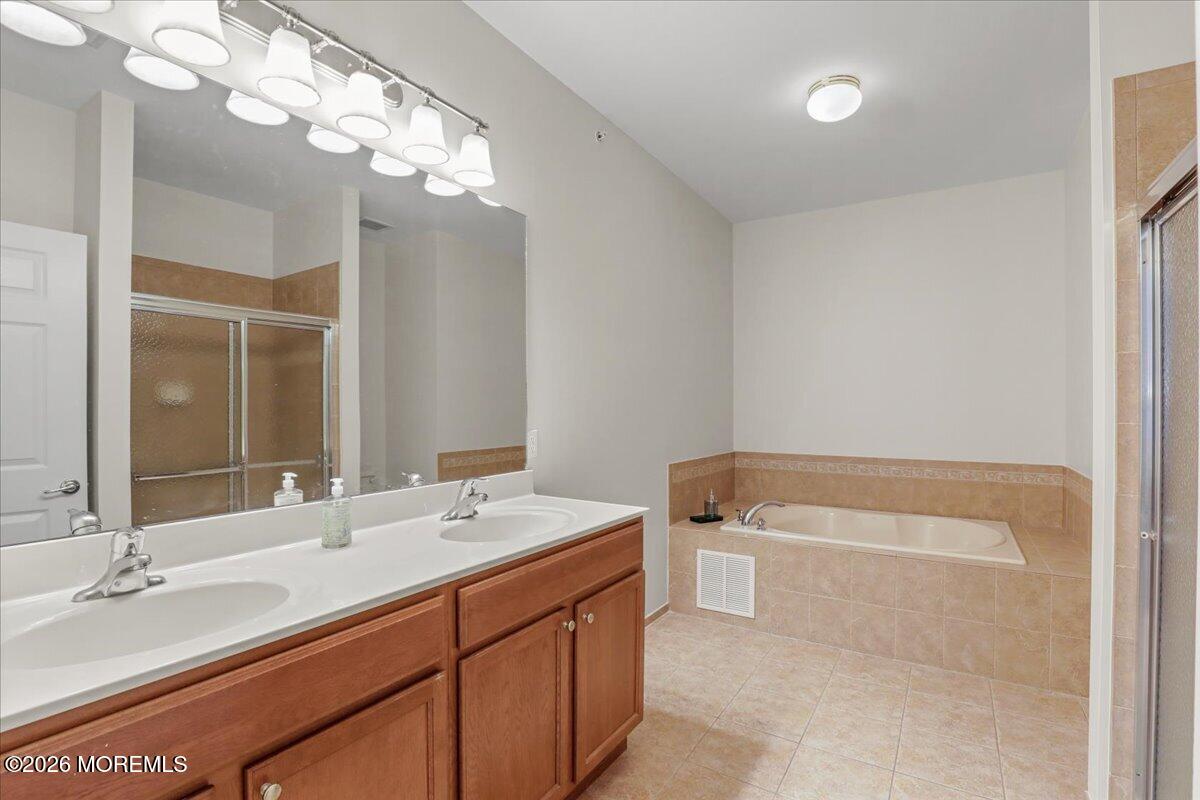 203 Canterbury Lane Morganville NJ 07751