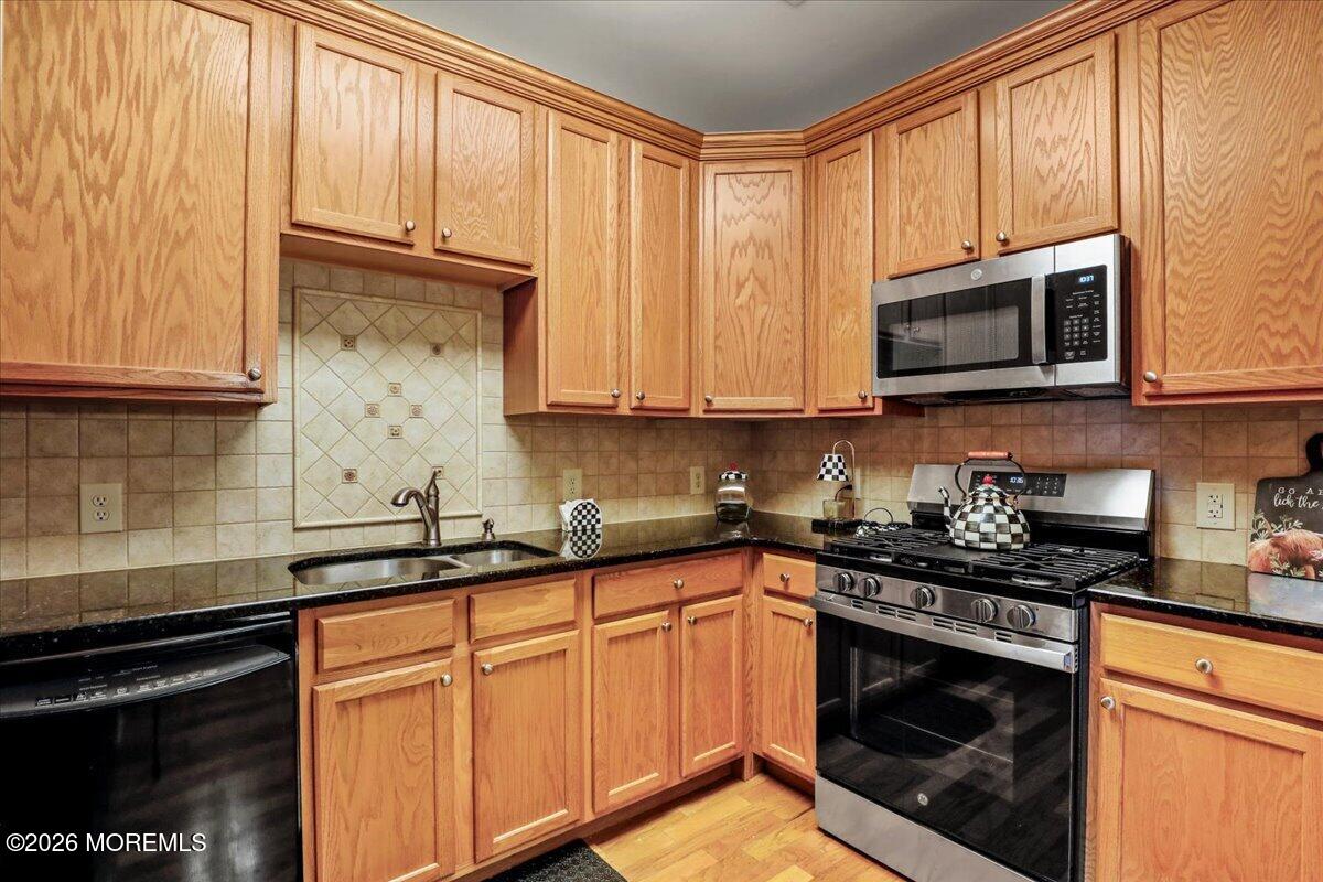 203 Canterbury Lane Morganville NJ 07751