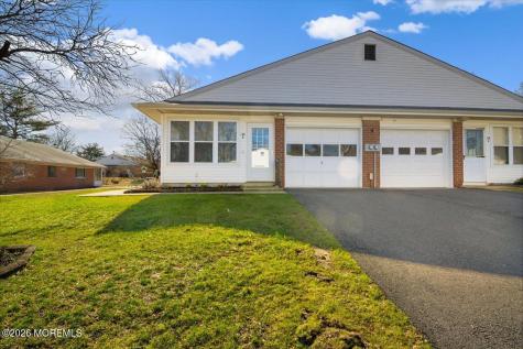 136 A Azalea Drive Whiting NJ 08759