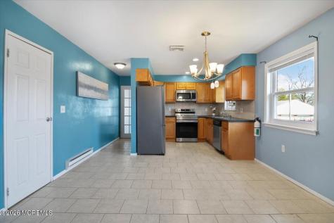 136 A Azalea Drive Whiting NJ 08759