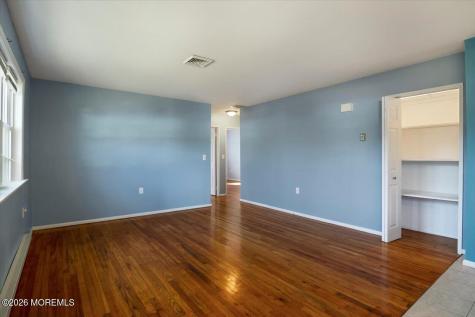 136 A Azalea Drive Whiting NJ 08759