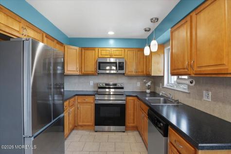 136 A Azalea Drive Whiting NJ 08759