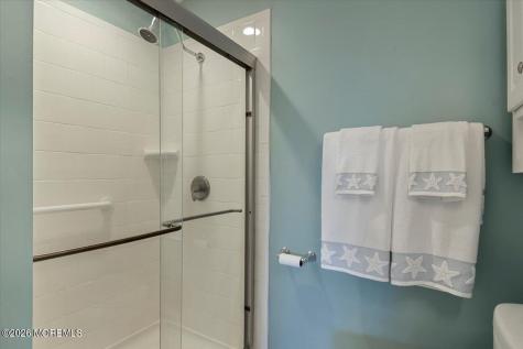 136 A Azalea Drive Whiting NJ 08759