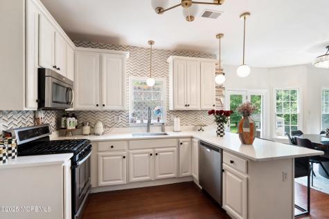 210 Rivers Glen Terrace Toms River NJ 08755