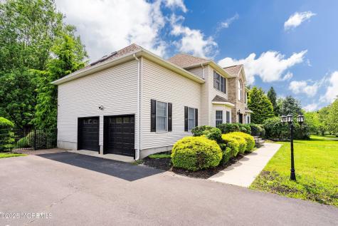 210 Rivers Glen Terrace Toms River NJ 08755