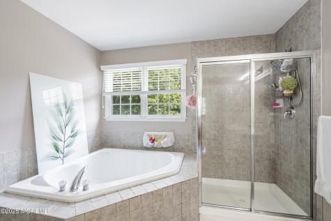 210 Rivers Glen Terrace Toms River NJ 08755