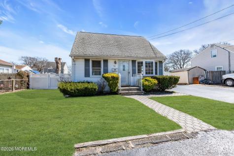 76 Compton Avenue Hazlet NJ 07734