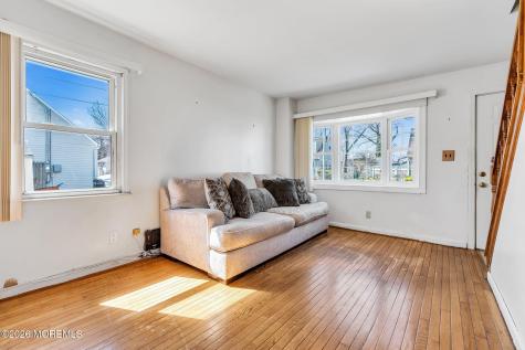 76 Compton Avenue Hazlet NJ 07734