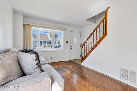 76 Compton Avenue Hazlet NJ 07734