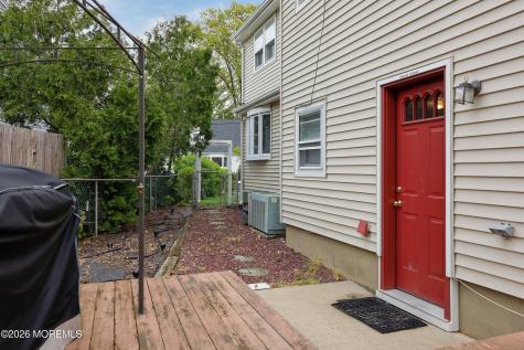 167 Crestview Drive Middletown NJ 07748