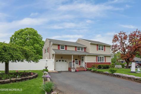 167 Crestview Drive Middletown NJ 07748