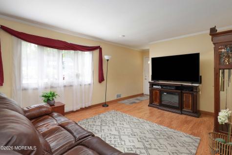 167 Crestview Drive Middletown NJ 07748