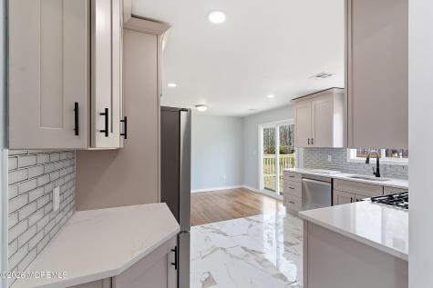 39 Blue Jay Drive Toms River NJ 08755
