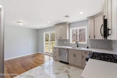 39 Blue Jay Drive Toms River NJ 08755